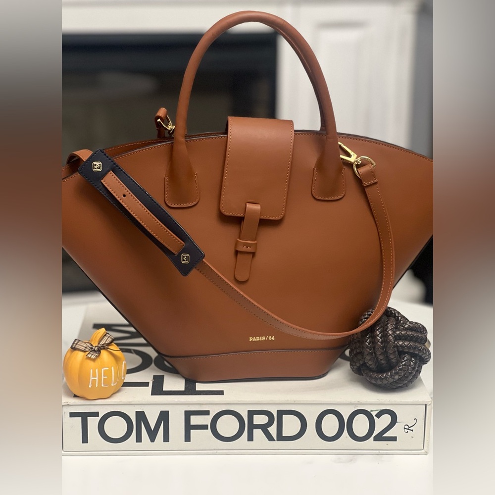 NWOT PARIS 64 Lumière Caramel Bag - Picture 7 of 12